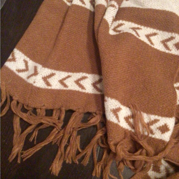 NEW! 1 Left 🪶Boho caramel fringe wrap cardigan - Picture 12 of 13